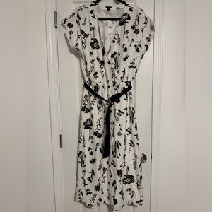 Ann Taylor White and Black Floral Dress